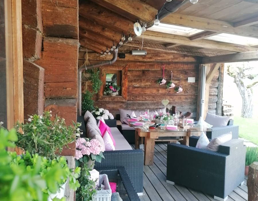 A comfortable lounge & a snug garden for guests